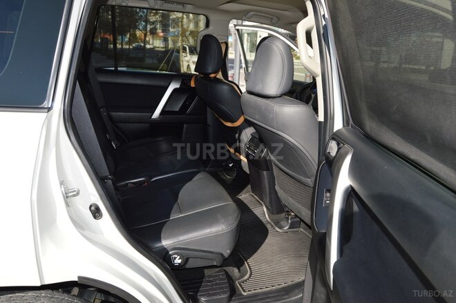 Toyota Land Cruiser Prado 2014, 86,000 km - 2.7 l - Bakı