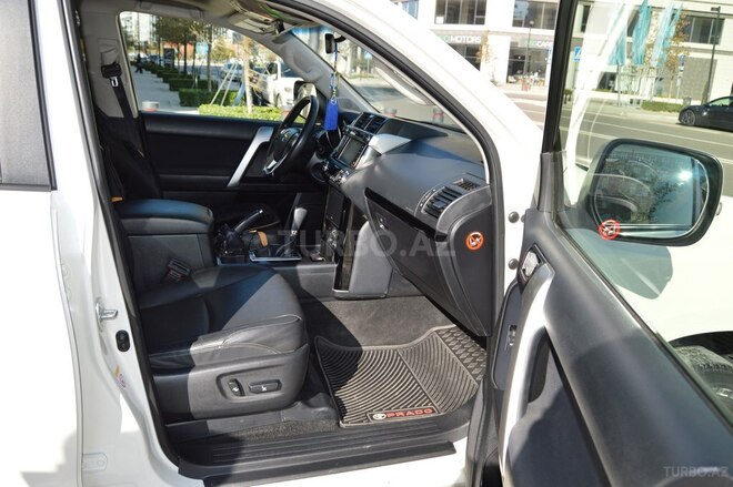 Toyota Land Cruiser Prado 2014, 86,000 km - 2.7 l - Bakı