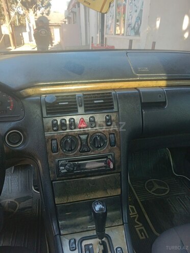 Mercedes E 220 d 1998, 600,000 km - 2.2 l - Gəncə