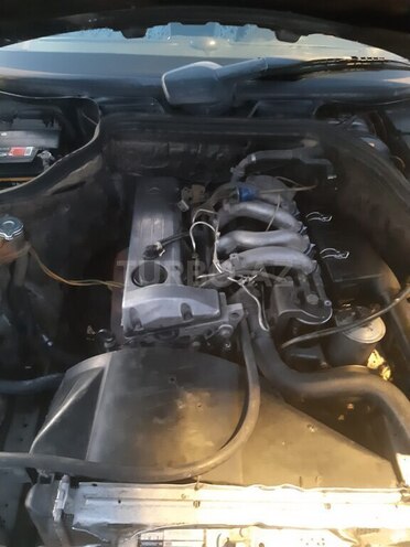 Mercedes E 200 d 1990, 653,425 km - 2.0 l - Şəki