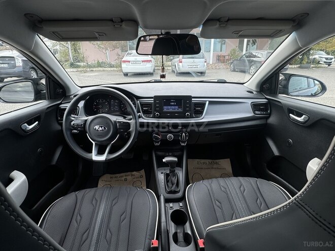 Kia Rio-8
