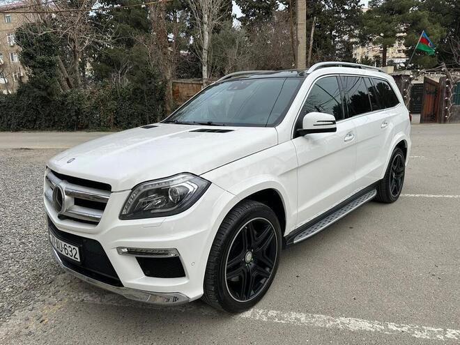 Mercedes GL 500 4MATIC 2015, 175,700 km - 4.7 l - Bakı