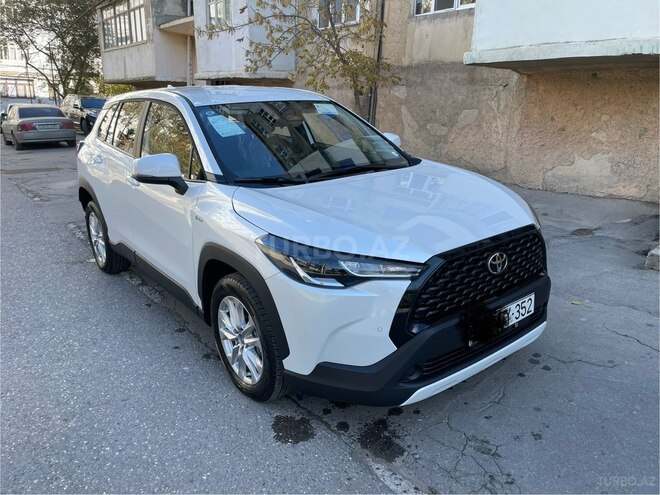 Toyota Corolla Cross-1