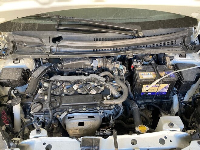 Toyota Vitz 2015, 95,000 km - 1.3 л - Bakı