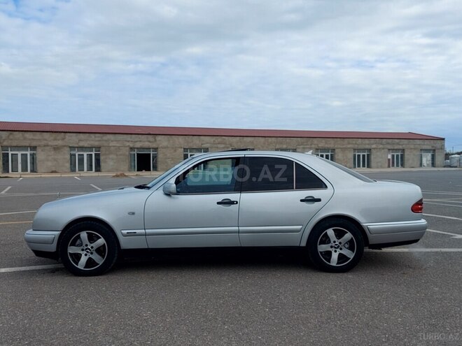 Mercedes E 240 1998, 355,000 km - 2.4 l - Bakı