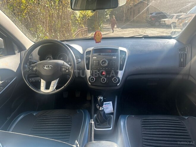 Kia Ceed 2011, 280,000 km - 1.6 l - Gəncə