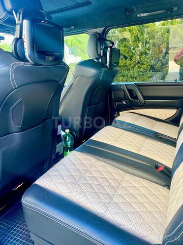Mercedes  2017, 61,000 km - 5.5 l - Bakı