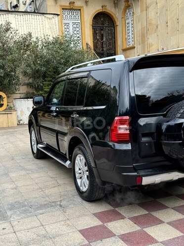 Mitsubishi Pajero 2007, 273,000 km - 3.0 l - Bakı