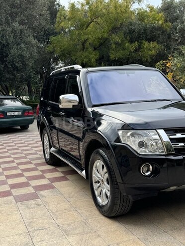 Mitsubishi Pajero 2007, 273,000 km - 3.0 l - Bakı