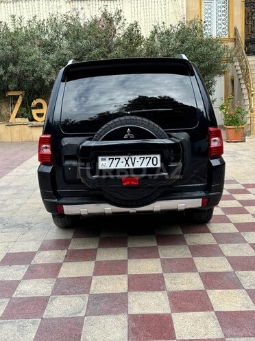 Mitsubishi Pajero 2007, 273,000 km - 3.0 l - Bakı