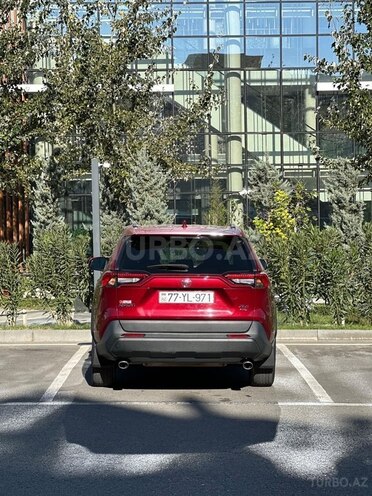 Toyota RAV4-5