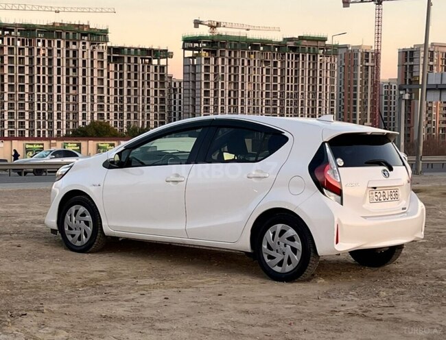 Toyota Aqua 2019, 137,000 km - 1.5 л - Bakı