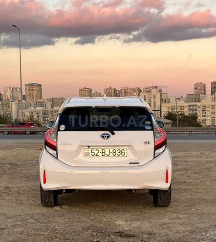 Toyota Aqua 2019, 137,000 km - 1.5 л - Bakı