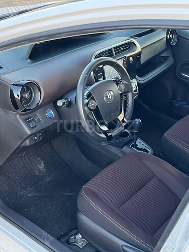 Toyota Aqua 2019, 137,000 km - 1.5 л - Bakı