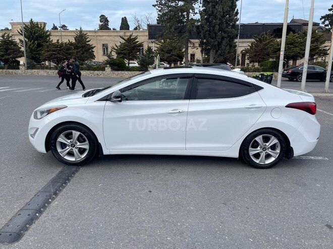 Hyundai Elantra 2015, 108,200 km - 1.8 l - Bakı