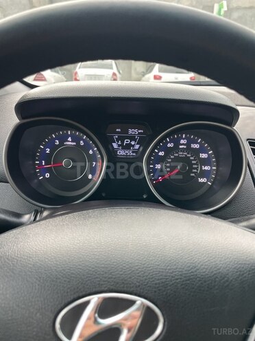 Hyundai Elantra 2015, 108,200 km - 1.8 l - Bakı