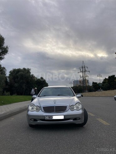 Mercedes C 240 2001, 276,000 km - 2.4 l - Bakı