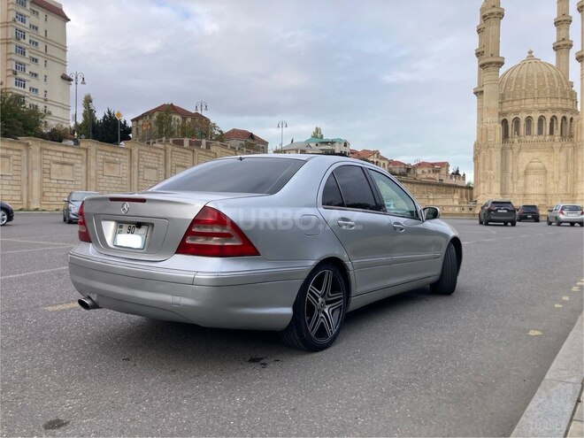 Mercedes C 240 2001, 276,000 km - 2.4 l - Bakı