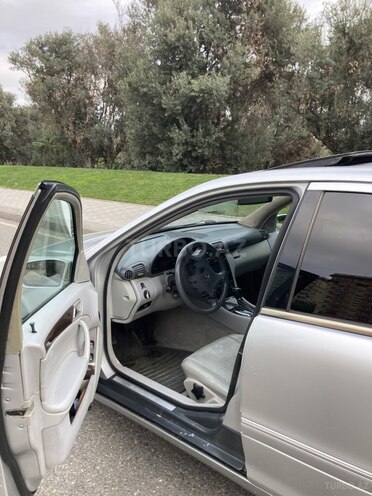 Mercedes C 240 2001, 276,000 km - 2.4 l - Bakı