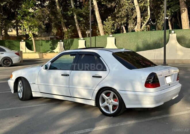 Mercedes C 230 1999, 316,479 km - 2.3 l - Bakı