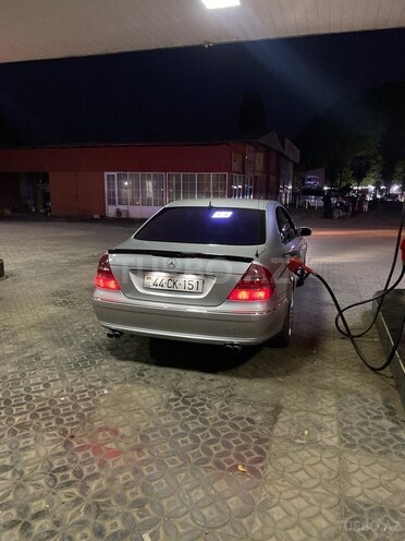 Mercedes E 280 2005, 359,000 km - 3.2 l - Bakı