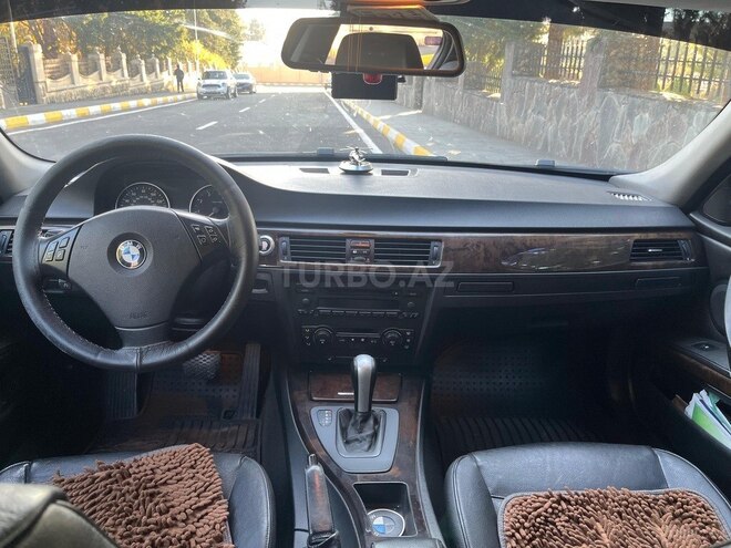 BMW 330 2006, 265,000 km - 3.0 l - Zaqatala