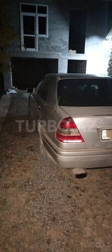 Mercedes C 180 1993, 467,532 km - 1.8 l - Saatlı