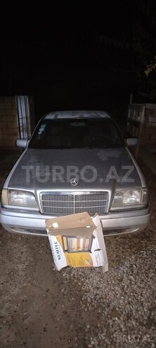 Mercedes C 180 1993, 467,532 km - 1.8 l - Saatlı