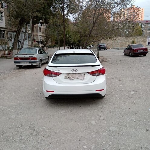 Hyundai Elantra 2014, 273,588 km - 1.8 l - Bakı
