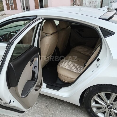 Hyundai Elantra 2014, 273,588 km - 1.8 l - Bakı