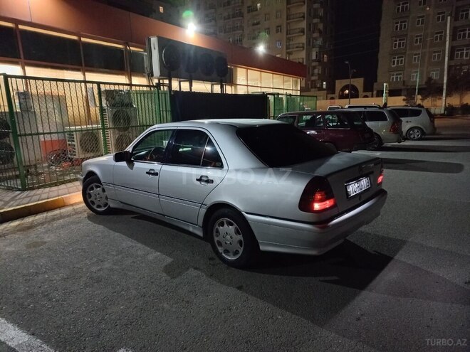 Mercedes C 200 1995, 400,000 km - 2.0 л - Bakı