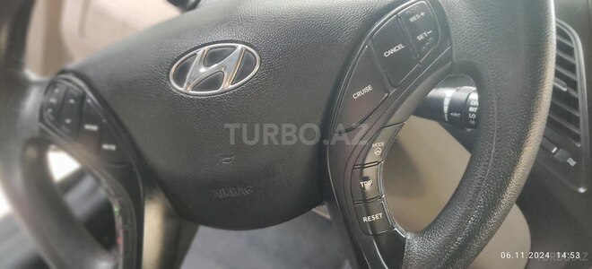 Hyundai Elantra 2014, 135,500 km - 1.8 л - Masallı