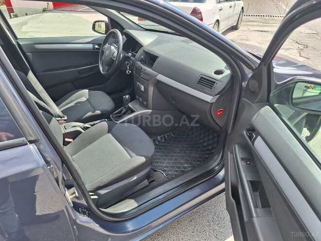 Opel Astra 2006, 214,000 km - 1.4 l - Şəki