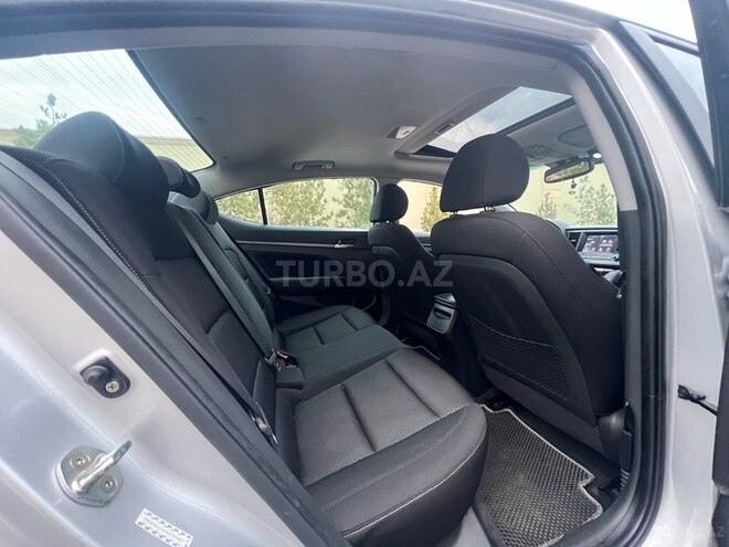 Hyundai Elantra 2017, 91,300 km - 2.0 l - Bakı