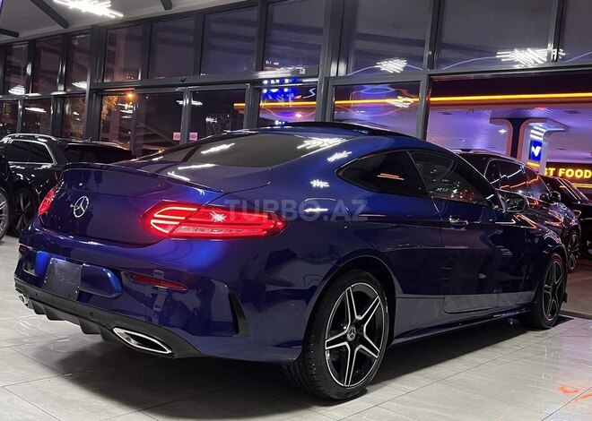 Mercedes C 300-8