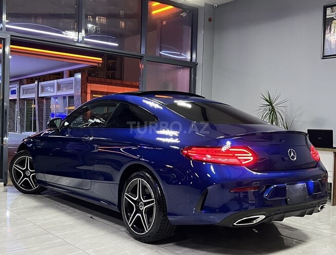 Mercedes C 300-9
