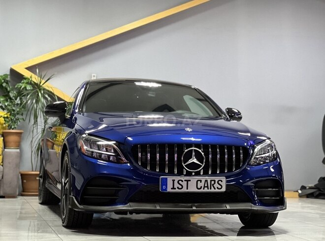 Mercedes C 300-1