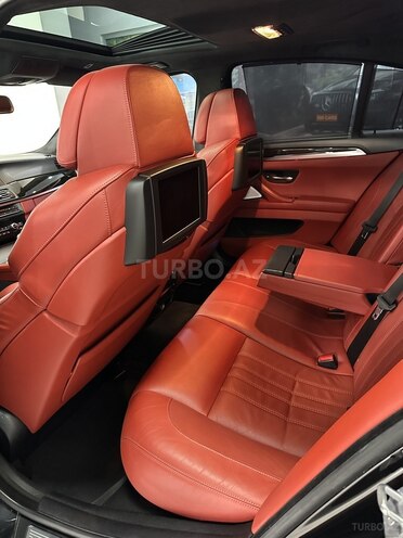 BMW M5-17
