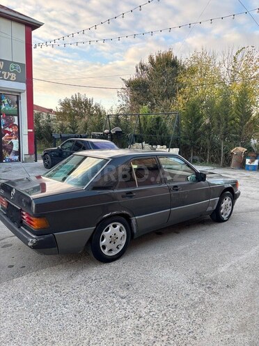 Mercedes 190 1990, 733,548 km - 2.0 l - Sabirabad