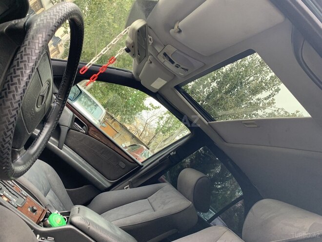 Mercedes E 230 1996, 241,041 km - 2.3 l - Sumqayıt