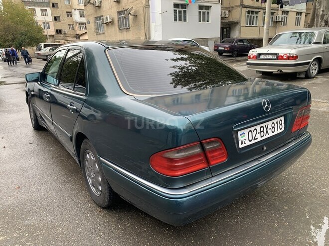 Mercedes E 230 1996, 241,041 km - 2.3 l - Sumqayıt