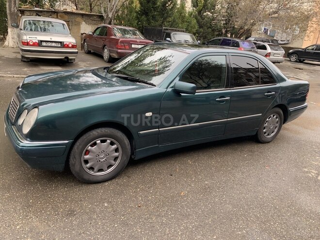 Mercedes E 230 1996, 241,041 km - 2.3 l - Sumqayıt
