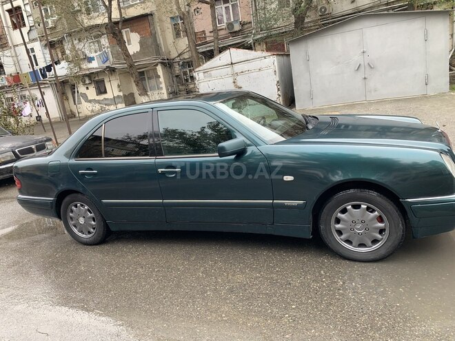 Mercedes E 230 1996, 241,041 km - 2.3 l - Sumqayıt