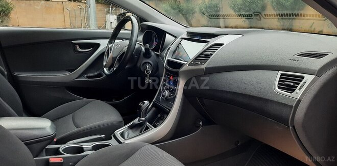 Hyundai Elantra 2014, 70,000 km - 1.8 l - Bakı