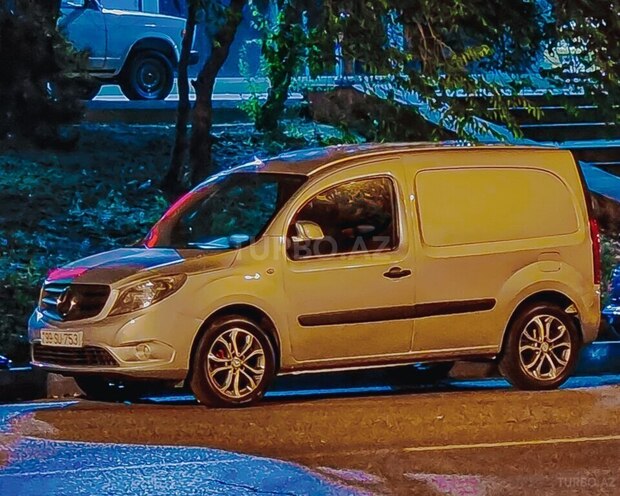 Mercedes Citan 2016, 220,000 km - 1.5 л - Bakı
