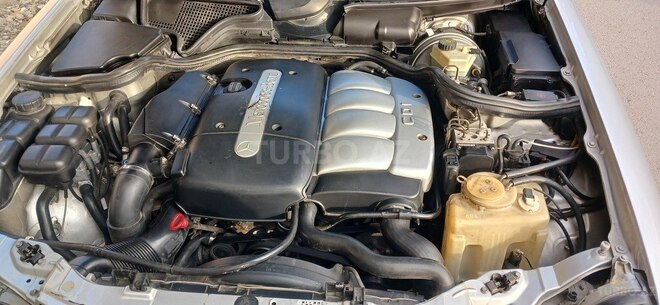 Mercedes E 220 d 2000, 484,000 km - 2.2 l - Yevlax