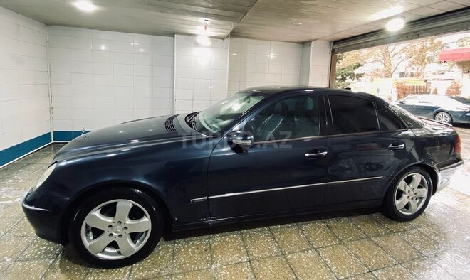 Mercedes E 220 d 2002, 295,000 km - 2.2 l - Bakı