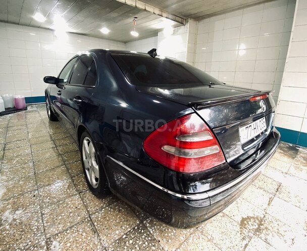 Mercedes E 220 d 2002, 295,000 km - 2.2 l - Bakı