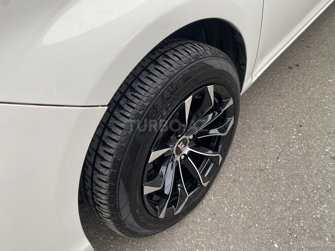 Toyota Corolla Fielder 2019, 130,000 km - 1.5 л - Bakı