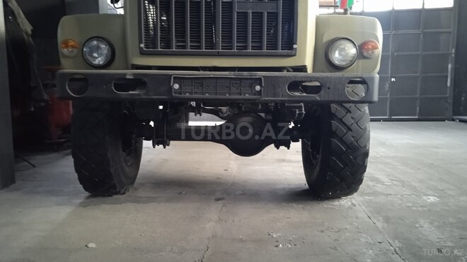 GAZ 3308-9
